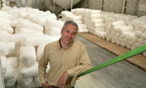 portrait de Jean MICHEL, PDG de l'entreprise COMPLAS  Jassans-Riottier, (AIN)
